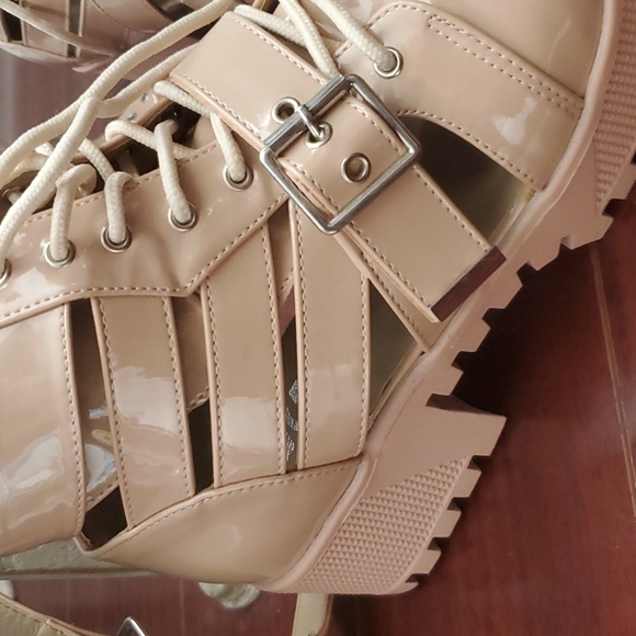 NEW Ego chunky cut out patent boot size 7 - Picture 6 of 6